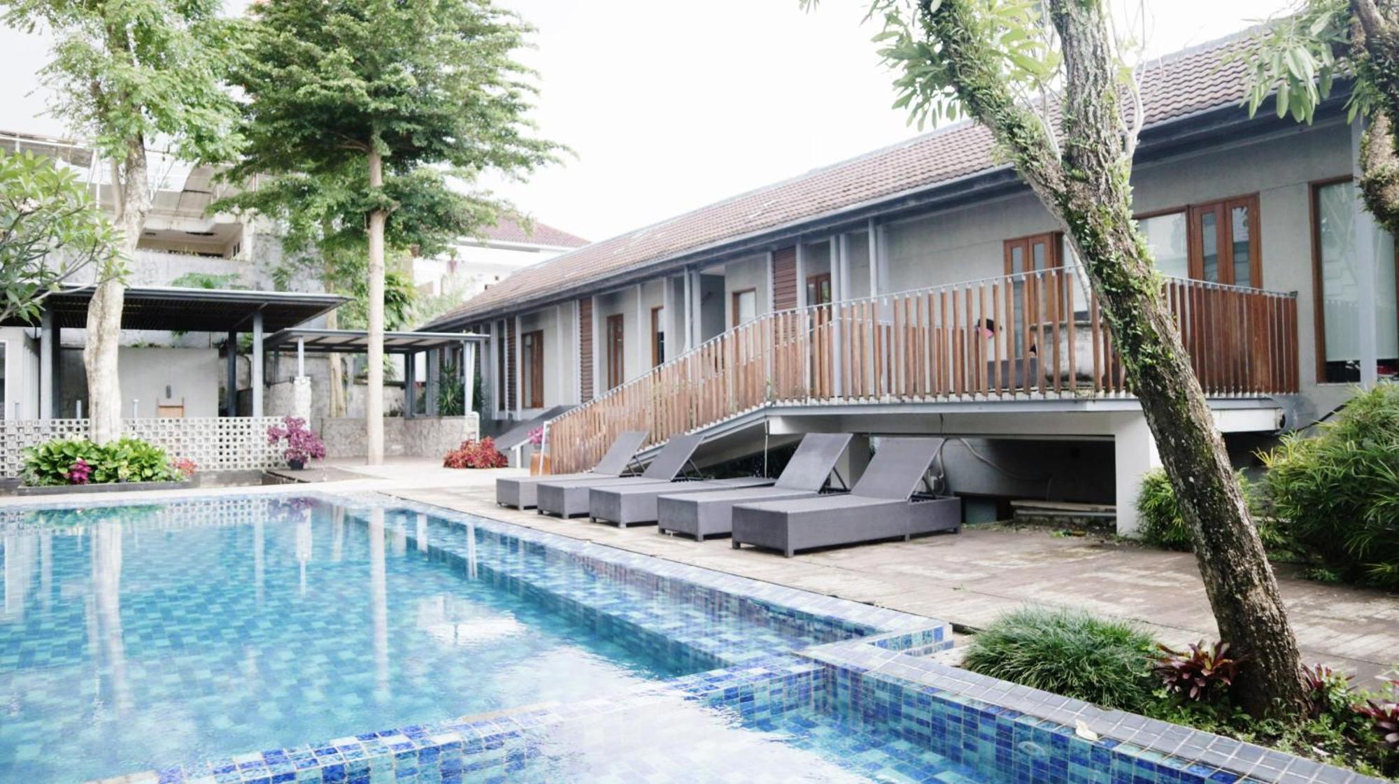 Hotel Proven Living Bandung Esterno foto