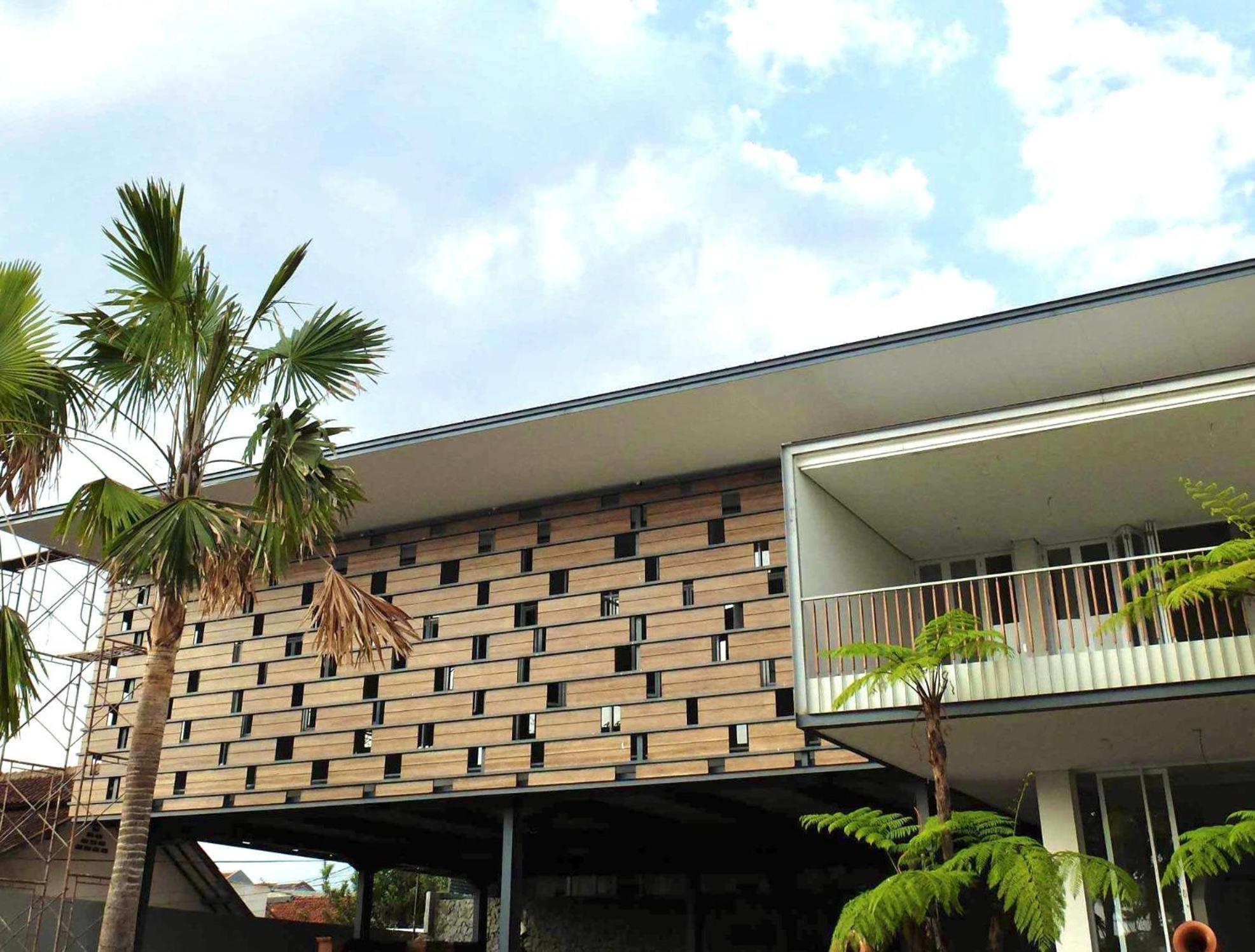 Hotel Proven Living Bandung Esterno foto